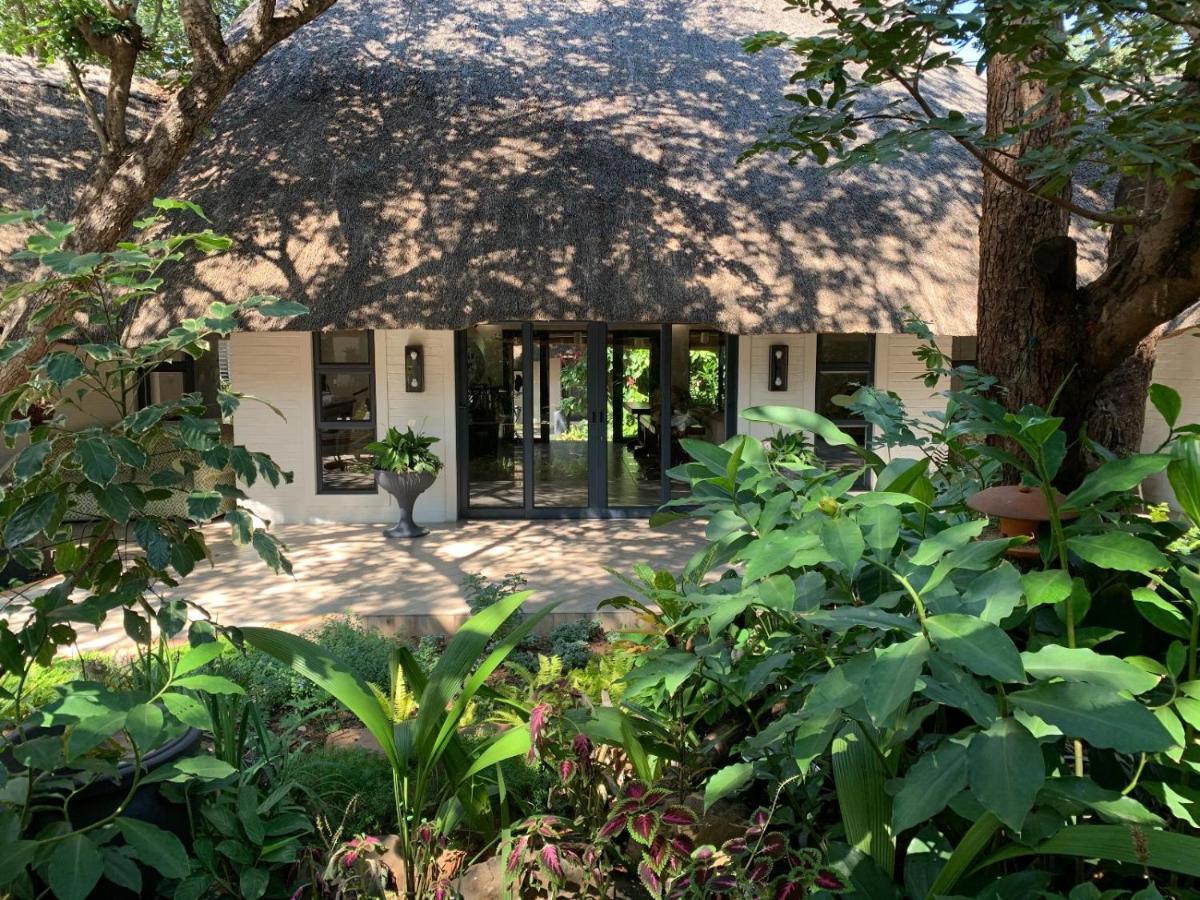 Pamarah Lodge Victoria Falls Eksteriør bilde