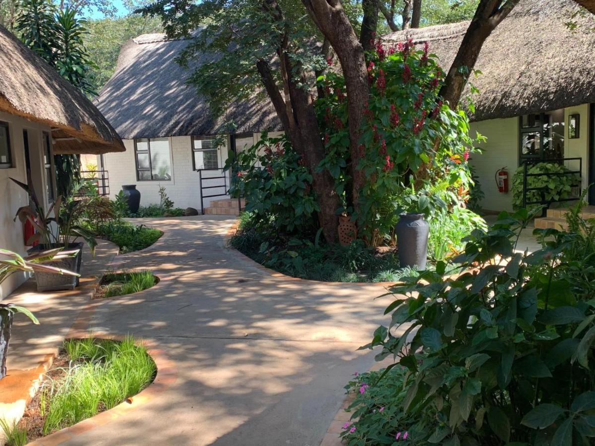 Pamarah Lodge Victoria Falls Eksteriør bilde